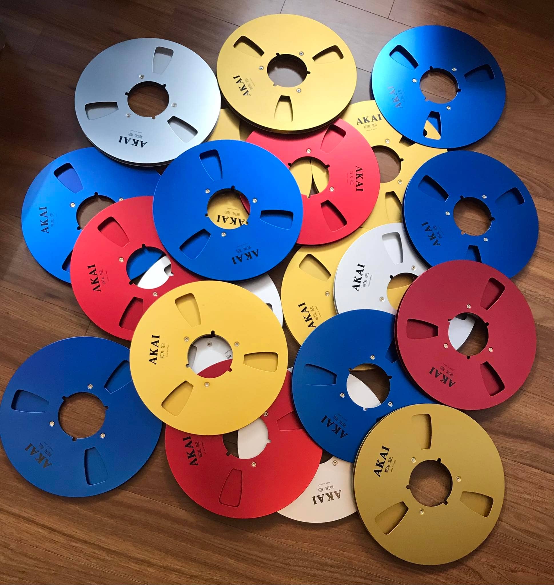 Xương NHôm Băng Cối 10 - Akai 2 Xương NHôm Băng Cối 10 - Akai - Hình ảnh 2