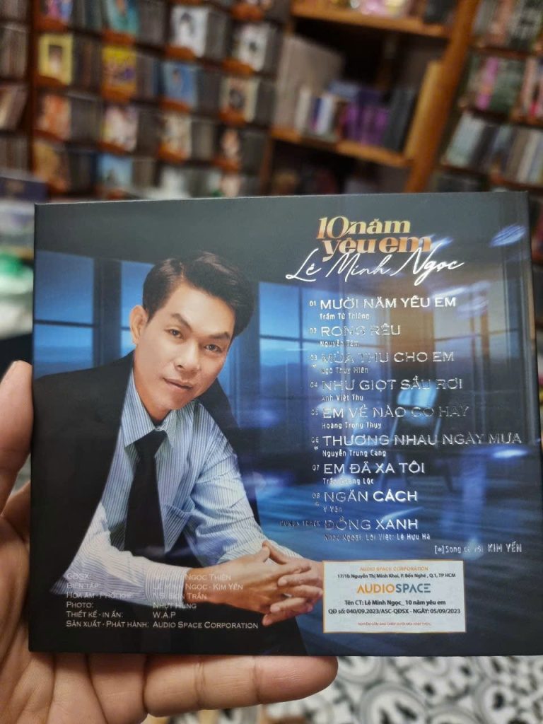 ALBUM 10 NĂM YÊU EM - LÊ MINH NGỌC 2 ALBUM 10 NĂM YÊU EM - LÊ MINH NGỌC - Hình ảnh 2
